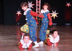 Showballett Formel I Weihnachtsrevue 2023 06